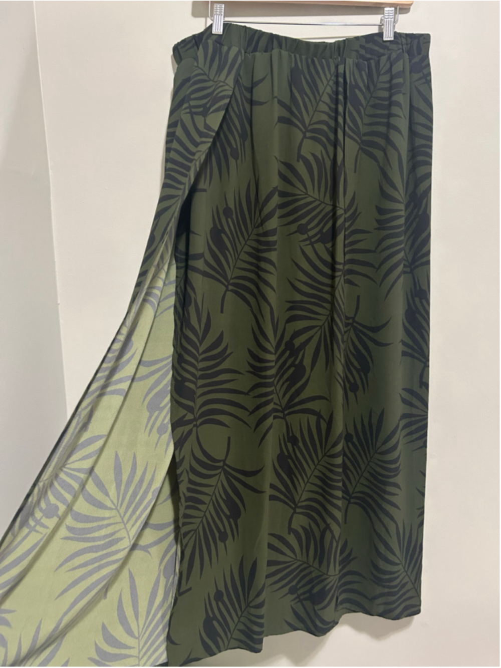 Maxi Skirt Top Set Olive Green Black Leaf Print - Picture 4 of 16